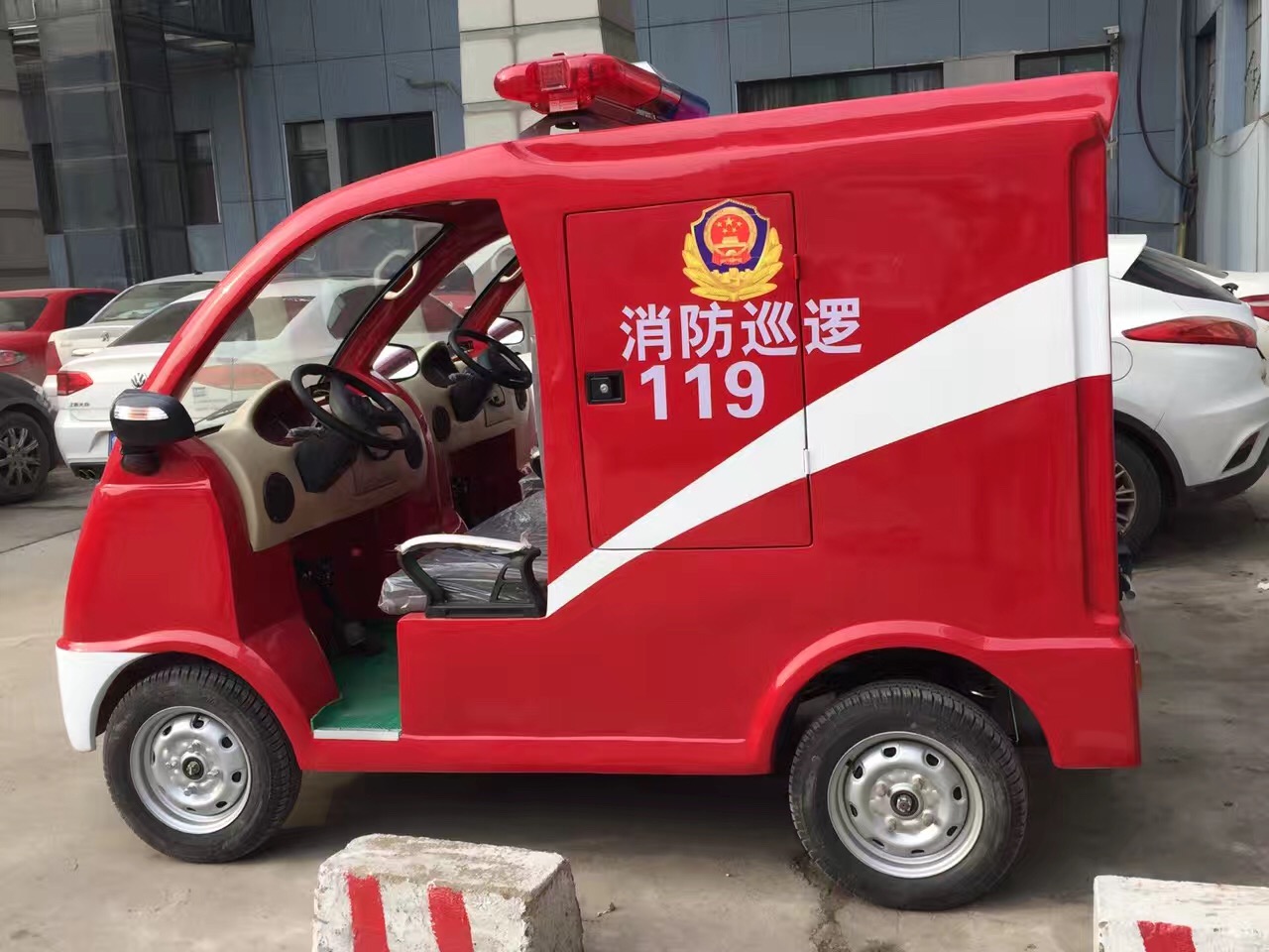 微型消防巡邏車消防電動(dòng)車社區(qū)園區(qū)消防車校園巡邏車消防站電瓶車