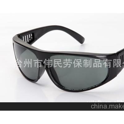 勞保用品 廠(chǎng)家直銷(xiāo) 供應(yīng)高品質(zhì)各式防護(hù)鏡黑架色鏡209B